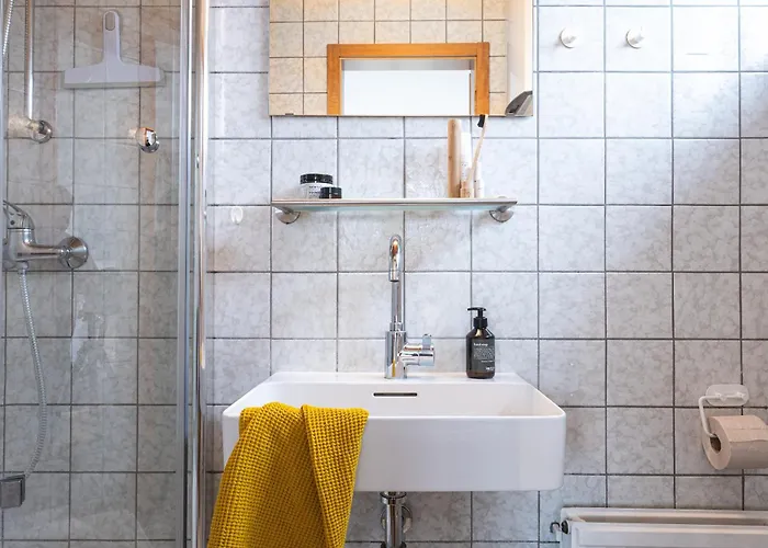 Soeoete Stuuv - * 施泰因